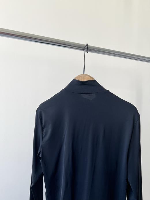 25春款，ＰG原单牛奶丝立领打底衫，韩国🇰🇷客供面料，有弹力，超级百搭的一款，胸前印花LOGO，上档次又不单调！ 商品图6