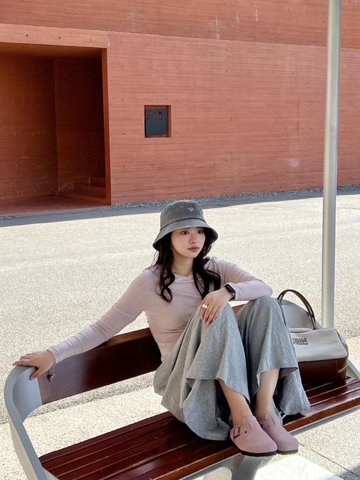 帽型板正且洋气的渔夫帽，颜色好看的很！不退不换~ 商品图1