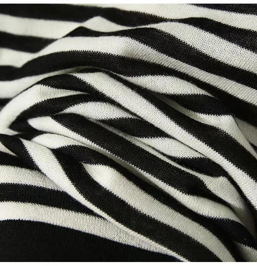 CO*S剪标发冰麻针织V领拼色假两件长袖衫 商品图12