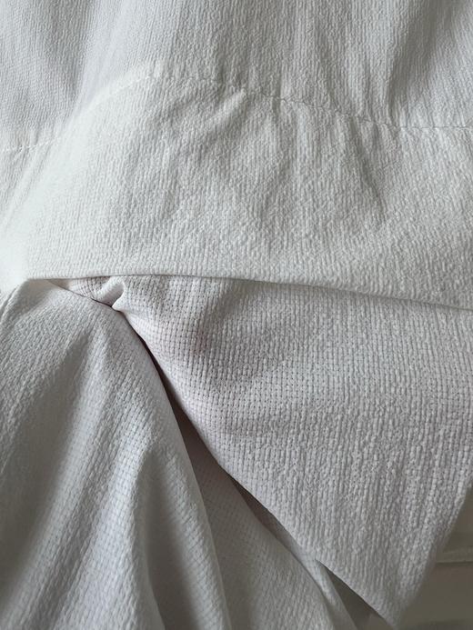 MB家纯原单防晒衣，绝非某宝的仿货，接受任何形式的对比🆚！韩国🇰🇷客供凉感面料，面料自带透气孔，超级舒服，高级感满满，可以更方便携带，立体印花，品质感极强！绝对是夏天防晒和空调房的必备单品！ 商品图8