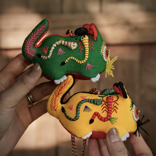 西秦刺绣五毒香包挂件 非遗手工制作 端午挂件居家装饰 商品图2