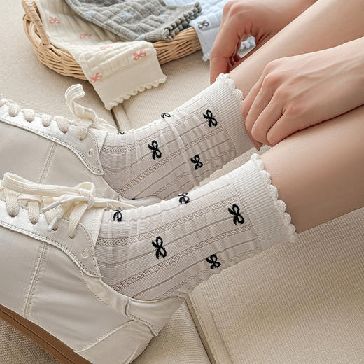 【敲好看！夏季薄款中筒袜】超薄春夏新款棉袜蝴蝶结泡泡口可爱日系少女中筒长袜。ry 商品图1