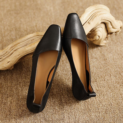 【预售5天】法式软羊皮低跟单鞋女新款小方头浅口小皮鞋通勤职业工作鞋LG&612-1125 商品图3
