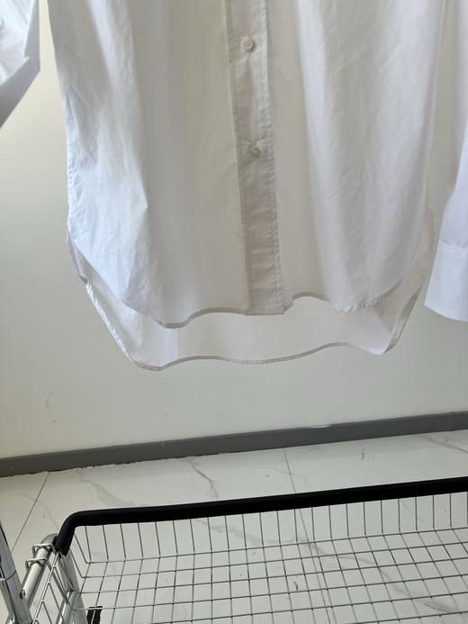 25春款，原单衬衫，100有机棉，质感高级满满，极简设计，老钱风满满，衣柜里必不可少的单品，简单的廓形，单穿或者做叠穿都好看，百搭神器，无论日常通勤，或者出入职场都毫无压力！推荐！ 商品图6