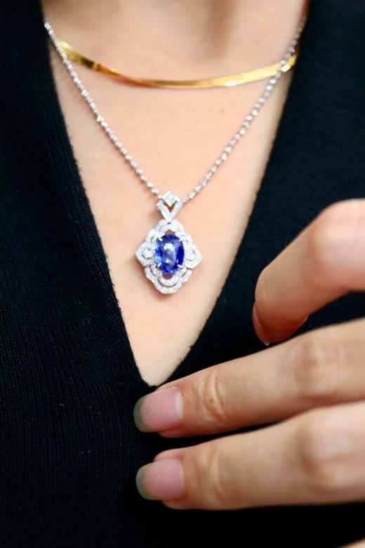 2.75ct刻面蓝宝石吊坠 商品图4