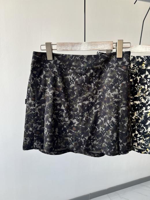 PG原单碎花半裙，韩国🇰🇷客供面料，舒服透气性极好，弹力超好，数码印花工艺，花纹特别上档次，里面加了防走光短裤，运动或者日常穿都很方便，上面搭纯色或者花纹都好看！数量不多！ 商品图1
