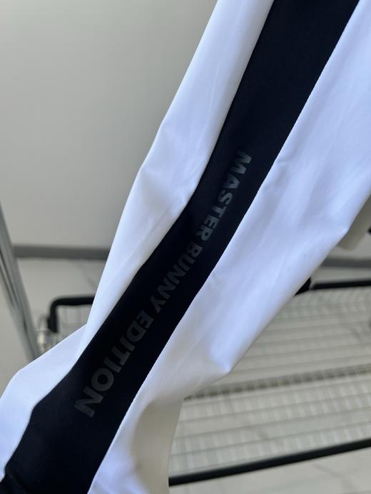 25新款，兔耳朵原单打底，半高领设计，胸前LOGO印花，拼接设计，袖子LOGO印花，百搭款！数量不多！ 商品图6