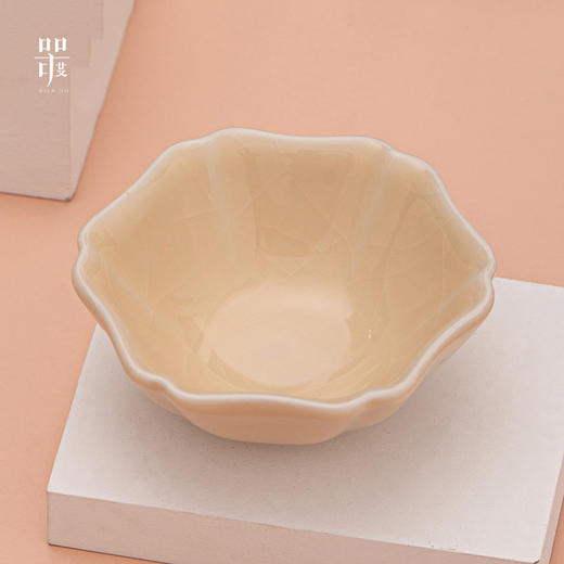 问鼎器度汝窑葵盏杯 商品图0