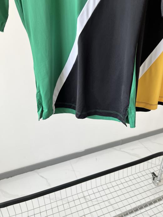 PG原单半高领打底T，纯纯的原单货，超级好看的拼接设计，显瘦，胸前立体LOGO，细节显品质！数量不多！ 商品图2