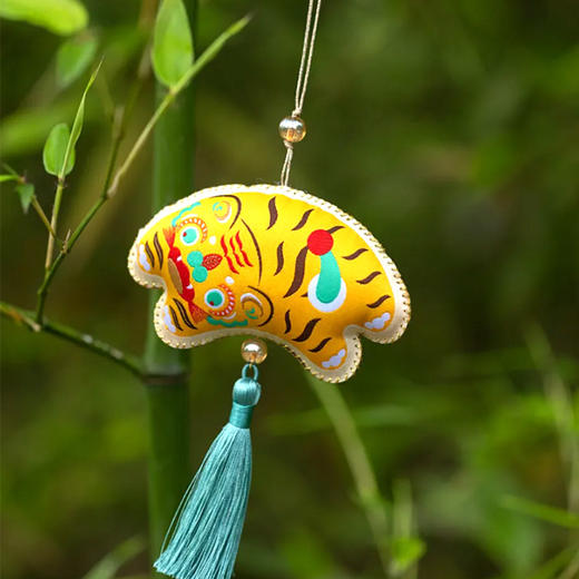 2025端午香包系列 养身香包、五彩手绳 原创设计 配赠礼盒 商品图3