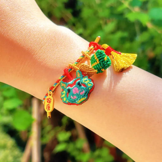 2025端午香包系列 养身香包、五彩手绳 原创设计 配赠礼盒 商品图2