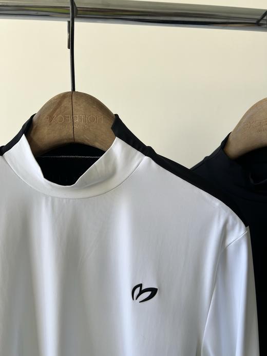 25新款，兔耳朵原单打底，半高领设计，胸前LOGO印花，拼接设计，袖子LOGO印花，百搭款！数量不多！ 商品图3