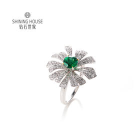 【祖母绿戒指】钻石世家 18K金祖母绿镶钻戒指   高级设计珠宝系列 绿宝石之王祖母绿 拥有美丽的翠绿色 象征着幸运、幸福和万物盎然的生命力