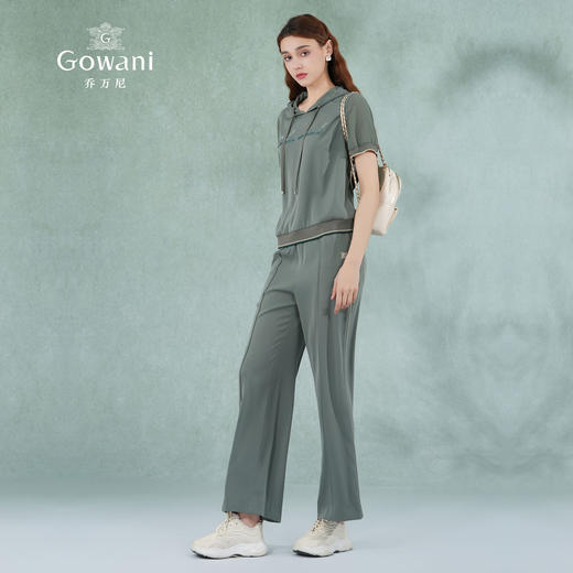 乔万尼套装时尚洋气减龄显瘦遮肉两件套EM2G751 商品图3