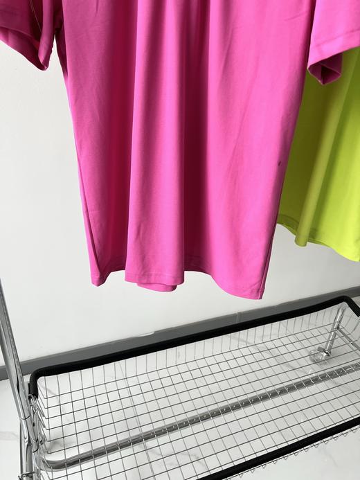 PIN G原单男款POLO衫，超级夏天的颜色，领子有设计感，韩国🇰🇷面料，超舒服，袖子印花，推荐款！ 商品图2