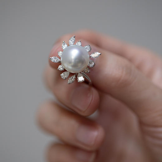 「真 · 我」18K白培育钻澳白戒指 商品图2