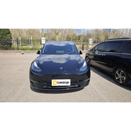 特斯拉 ModelY 改款 长续航全轮驱动版【长租-北京】 商品图1