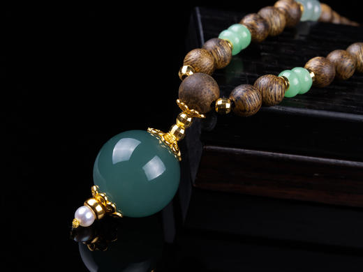 XY0258沉香+翡翠天空蓝大圆珠挂件 商品图4