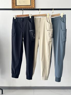 黑色M码！25新款AM家高尔夫🏌‍♀裤子，纯原单货，韩国🇰🇷客供面料，质感超好，弹力大，凉感，透气，挺括有型，不爱起皱！兜立体印花，质感满满，裤脚罗纹，有弹力，超舒服！自留推荐款！