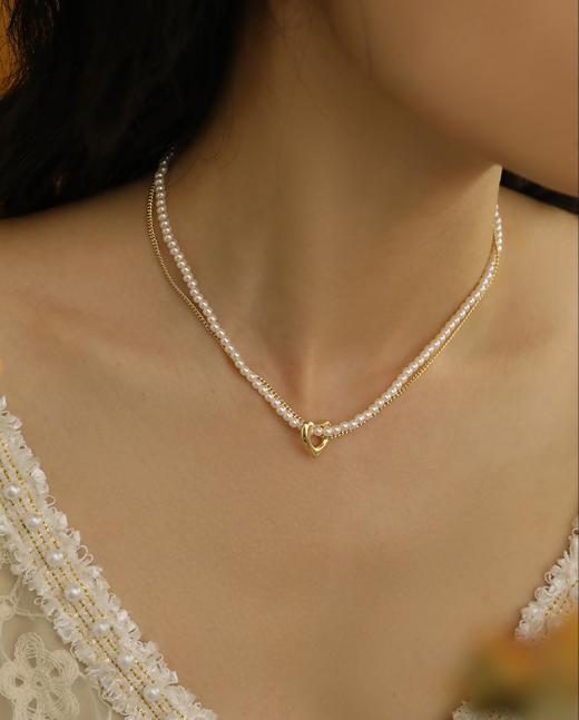 Oflye潮流饰品 双层叠戴爱心项链女人造珍珠小众设计锁骨链时尚 商品图1