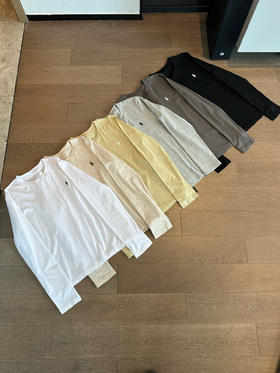 拉夫劳*伦 经典款棉质平纹针织圆领长袖打底来咯！！  全部采用环保有机棉 面料舒适亲肤细腻 很多配色都是花纱颜色贼有质感！  我们的是美版 比国内版型更加宽松一点更加好穿！