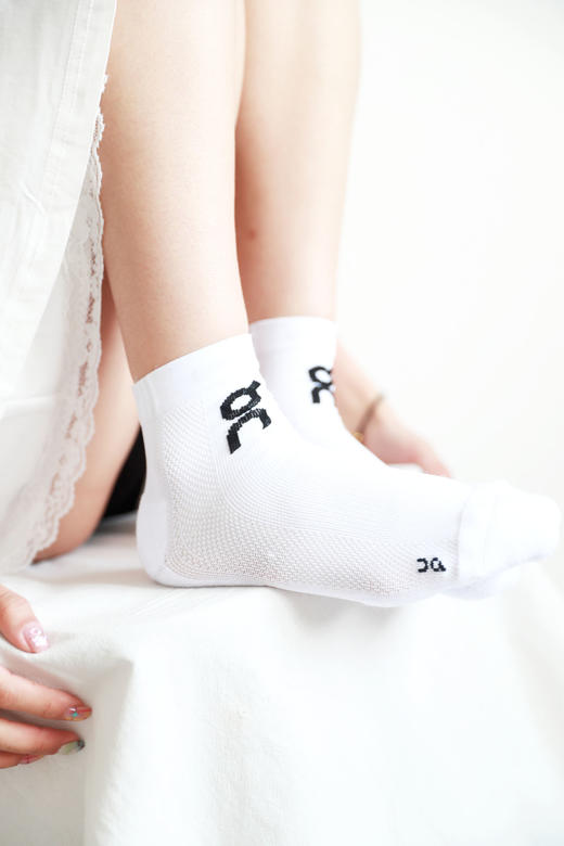 大毛巾底袜，一卡2双装。原包装+原衣架の短筒运动跑步袜C041760 商品图9