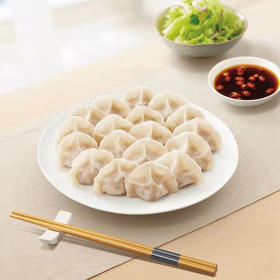 大馅手工水饺，4盒装（2种口味可选），速冻水饺，精选新鲜猪肉和蔬菜，手工制作，馅料鲜香诱人，皮薄馅大，劲道爽滑，制作简单，蒸煮煎炸M