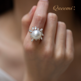 「真 · 我」18K白培育钻澳白戒指