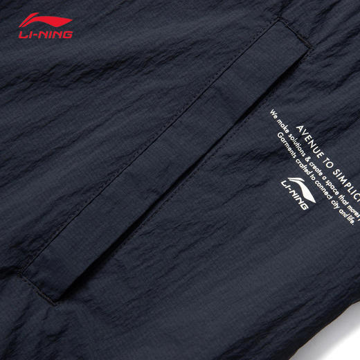 李宁运动潮流系列男子冰感舒适防晒宽松运动风衣AFDV827 商品图5