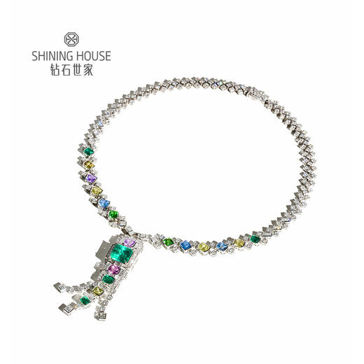 【祖母绿项链】钻石世家 18K金祖母绿镶钻项链  高级设计珠宝系列 以敏锐的艺术感知力，将高级天然祖母绿宝石精密镶嵌，灵动排布，呈现丰富光影变化，铺陈鲜活之姿不凡艺术品味，尽显优雅美学氛围 商品图0
