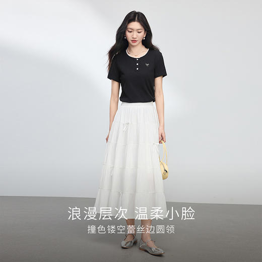 【专属特价】熙世界长绒棉黑色正肩T恤短袖女2025夏季新款蕾丝边圆领体恤上衣 商品图2