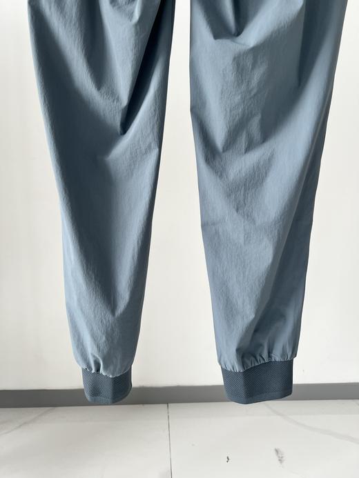 5新款AM家高尔夫🏌‍♀裤子，纯原单货，韩国🇰🇷客供面料，质感超好，弹力大，凉感，透气，挺括有型，不爱起皱！兜立体印花，质感满满，裤脚罗纹，简单干练，腰围皮筋松紧腰，有弹力，超舒服！自留推荐款！ 商品图7