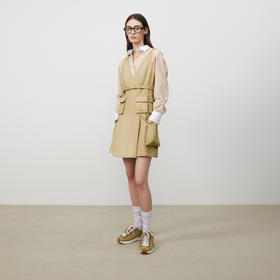 lost in echo2025春夏新款时尚工装多口袋V领无袖短款连衣裙女