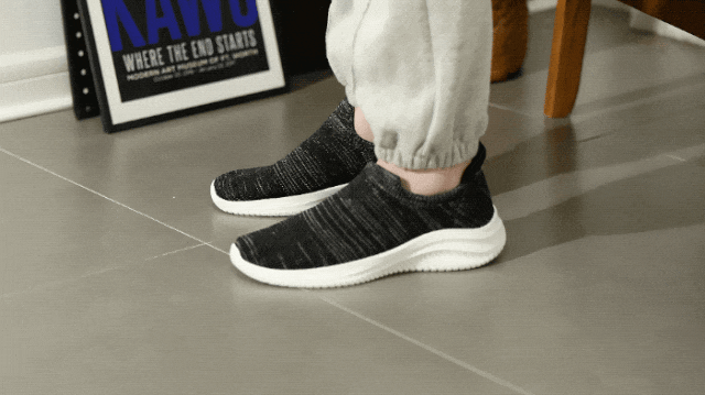 尾货断码清仓🔥最后一批❗️意大利百年品牌闪穿鞋，超轻超透气，暴走不累！