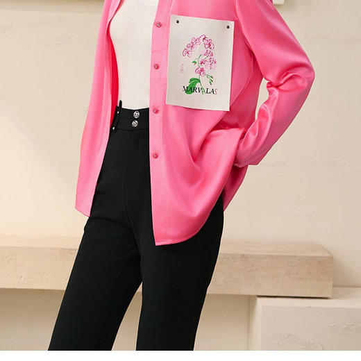 洛诗琳63203时尚翻领廓形衬衫2025春季新款印花设计感上衣8270 商品图1