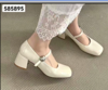 585895玛丽珍带襻方跟平头女鞋 商品缩略图0