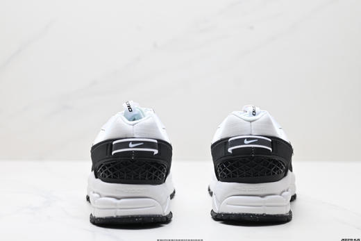 耐克Nike Zoom Vomero Roam复古休闲运动跑步鞋HV5951-100男女鞋 商品图5