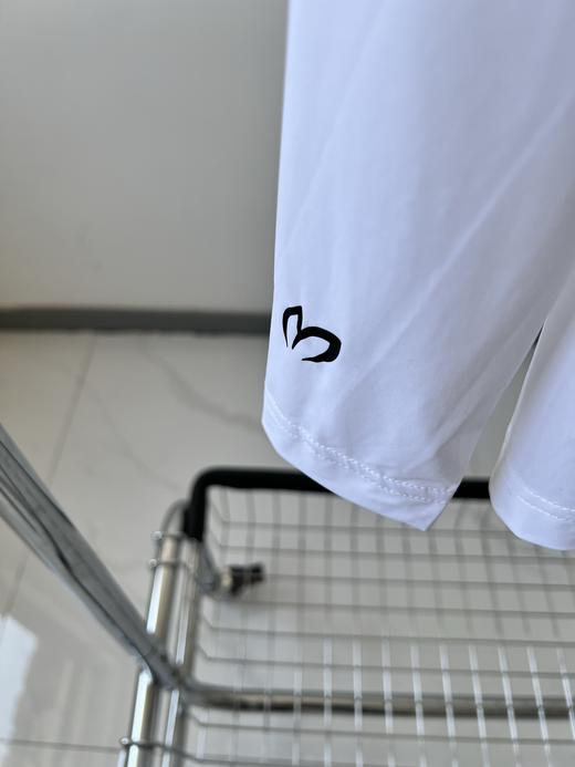 25新款，小兔子🐰家男款凉感打底，夏天可以做防晒穿的一款，轻薄透气性超高，领子和袖子印花设计，舒服百搭！ 商品图4