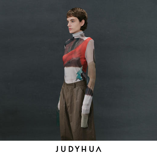 JUDYHUA 汪一联名小红帽系列追逐系列T恤 商品图1