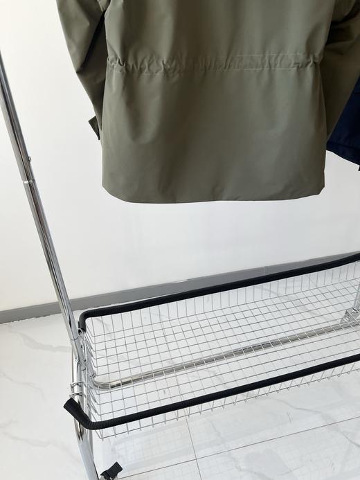 25新款，🍁🍁哈家原单冲锋衣外套，三防面料，超有质感，面料具有防水，防风，高透性能，日常通勤或者户外运动都是不错的选择，超级百搭的一款，高个子和小个子都很友好，收腰设计，既可以做工装风 商品图12