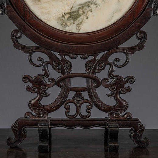 二十世纪	红木镶云石透雕龙纹圆形插屏 商品图3