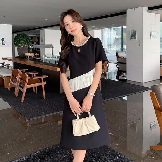 奢姿大码女装2025夏季气质镂空连衣裙胖妹妹荷叶边设计时尚裙子9952893897 商品图4