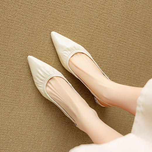 【预售5天】优雅气质时装鞋夏季新款女鞋尖头中跟鞋包头后空烫钻凉鞋女DB&M6310 商品图3