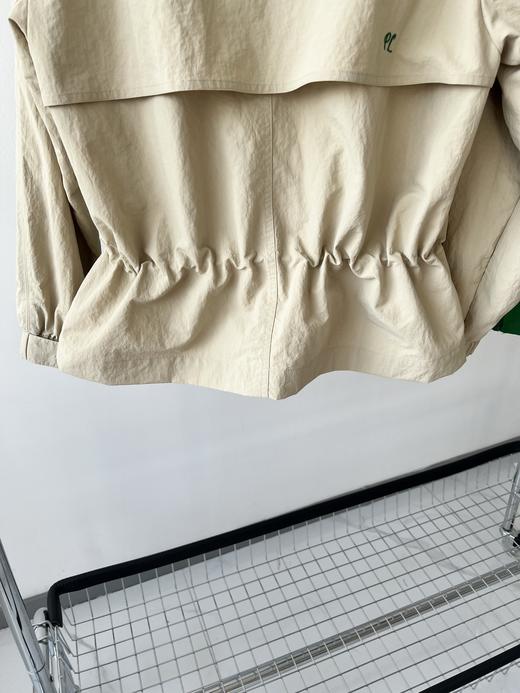 高尔夫🏌‍♀原单外套，韩国🇰🇷客供面料，微微皱感，上档次，打高尔夫🏌‍♀或者日常穿都很好穿，微宽松的休闲版型，腰部可调节，数量不多、20多件！ 商品图8