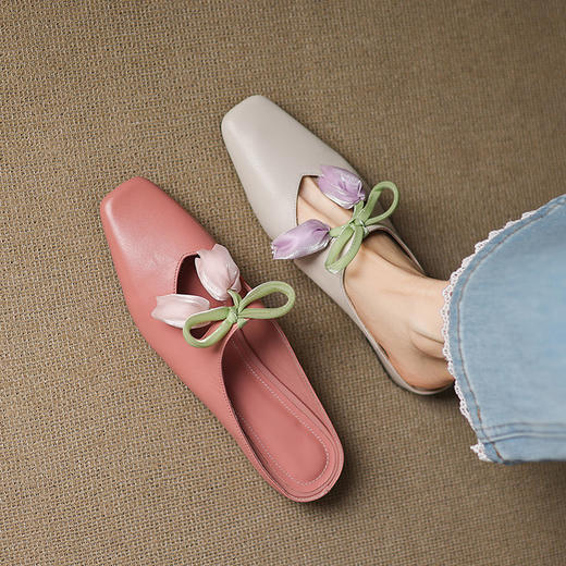 【预售5天】时尚包头半拖鞋女夏季真皮外穿低跟花朵蝴蝶结一字带穆勒拖鞋ASZ&5-826 商品图0