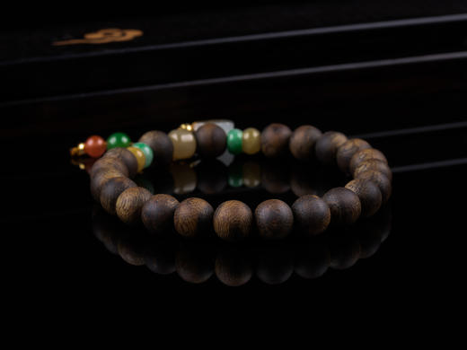 XY0239沉香+翡翠银杏叶小坠手串 商品图7