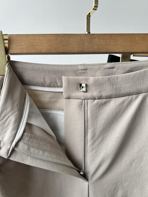 韩国订单，代购1400+ VOIvik高尔夫春款微喇商务休闲款，四面弹质地，里层华夫格略带绒感，透气性好，后腰皮筋包容性好，非常舒适，做工精致。 商品图6