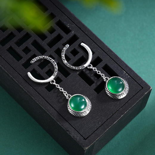 子佩集S925银【上林春令】耳钉【BF457】纯银绿玉髓月牙圆环2503 商品图1