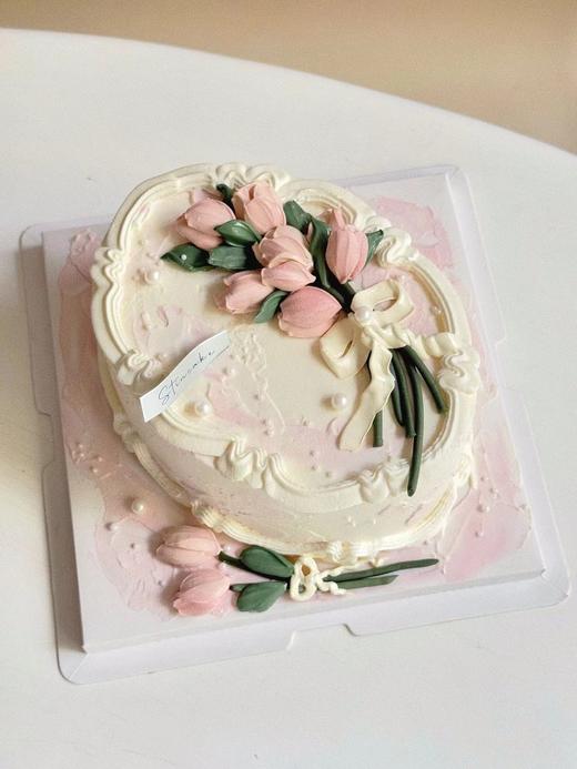 粉色郁金香刮刀花蛋糕 商品图0