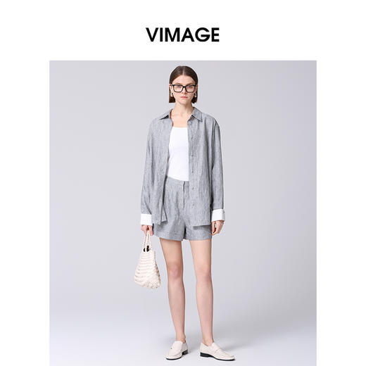 VIMAGE纬漫纪亚麻时尚摩登舒适灰色休闲宽松直筒短裤2025夏季新款V2305930 商品图2